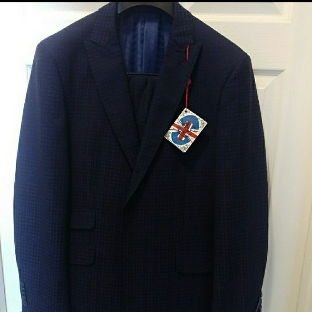 English laundry blue and black houndstooth suit